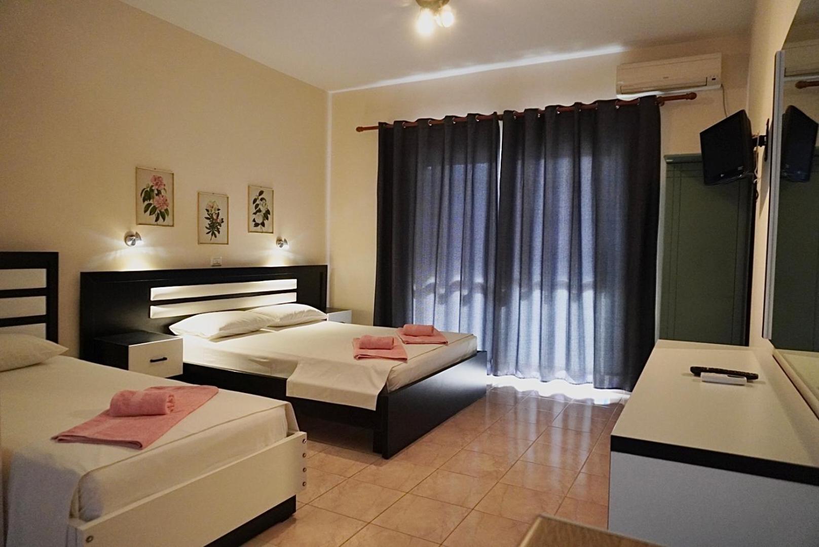 Marku Palace Ksamil Zimmer foto